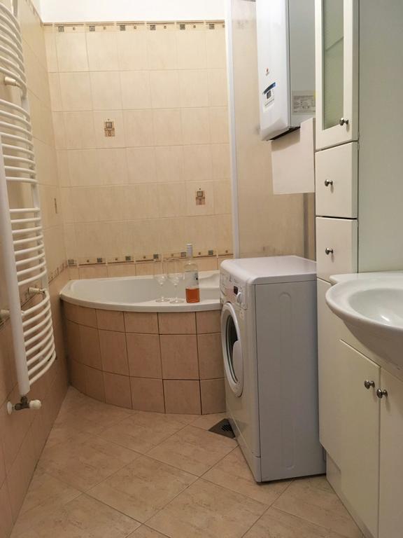 Diamonds Apartment With 2 Rooms Near Guzsdu Udvar Budapeszt Zewnętrze zdjęcie