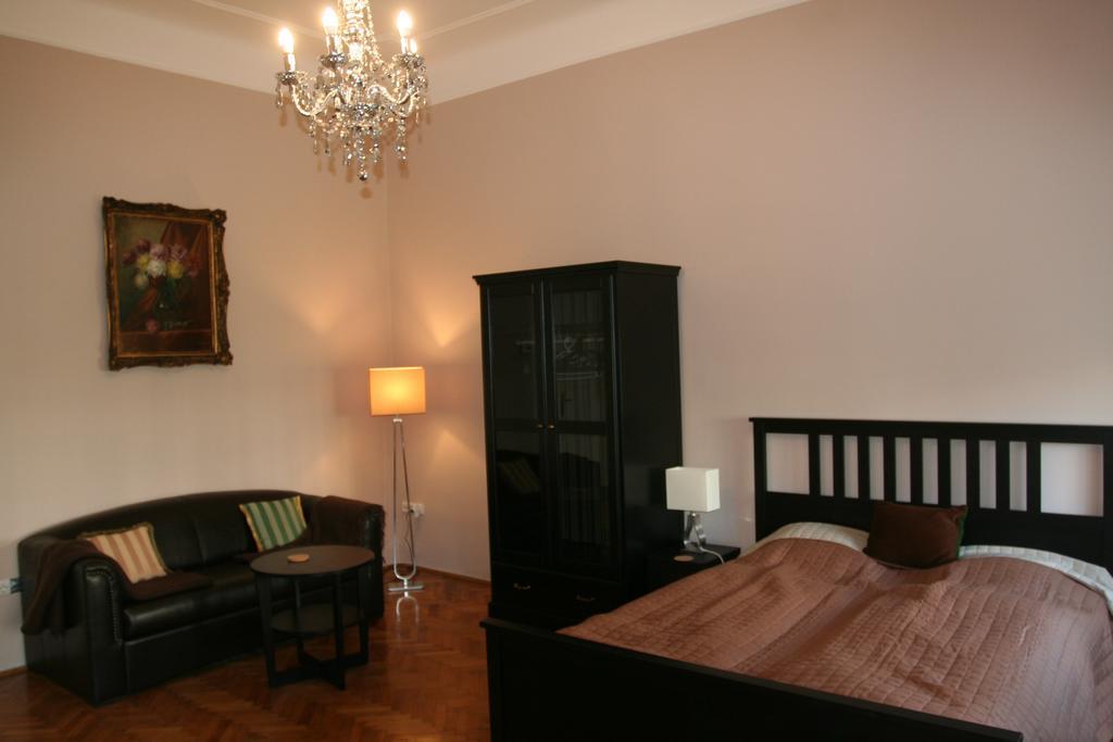 Diamonds Apartment With 2 Rooms Near Guzsdu Udvar Budapeszt Zewnętrze zdjęcie